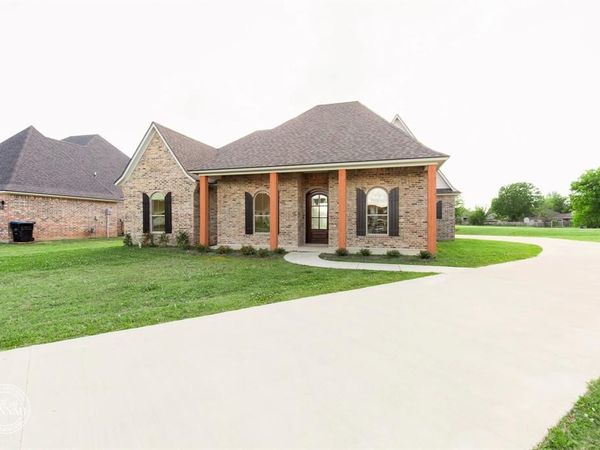 319 Newport , Benton, LA 71006