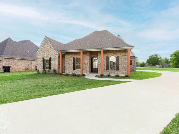 319 Newport, Benton, LA 71006