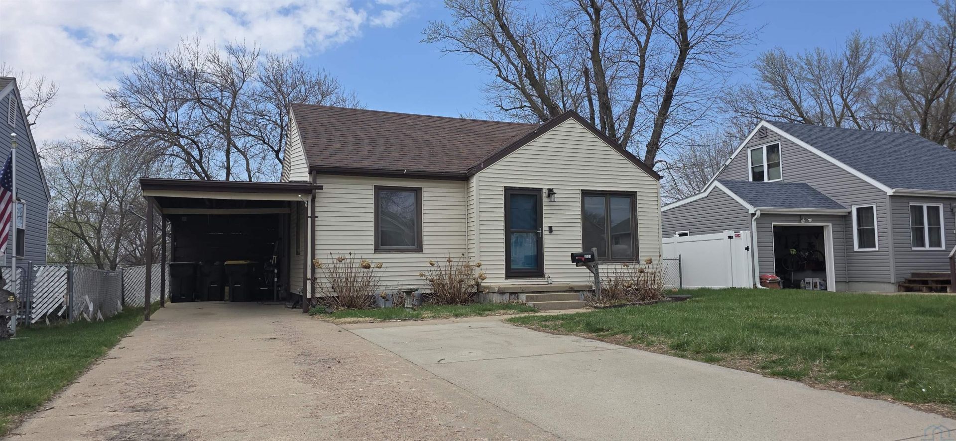 2521 S Cornelia, Sioux City, IA 51106 Main Photo