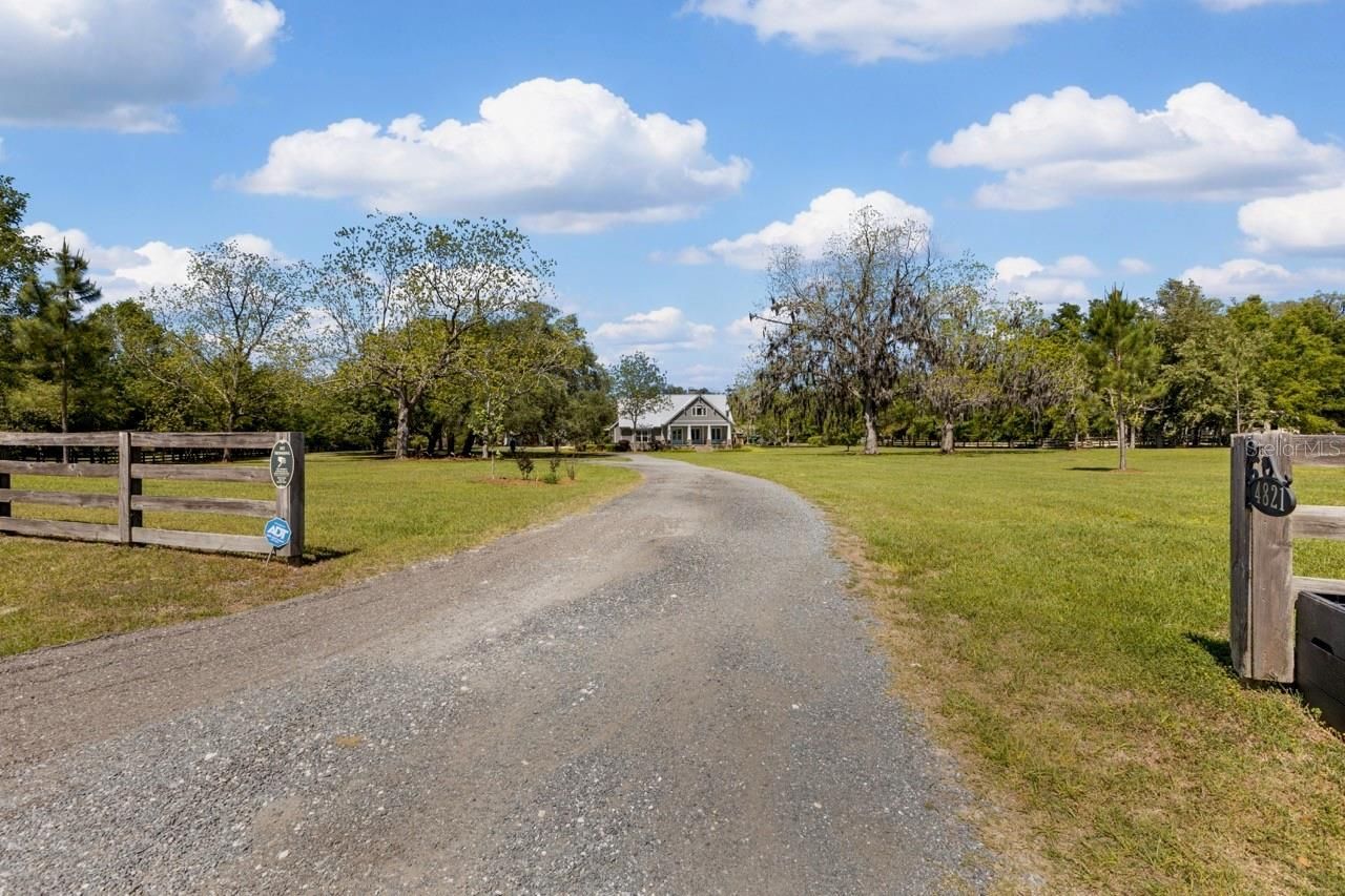 4821 SW 53rd Terrace , Trenton, FL 32693 Photo