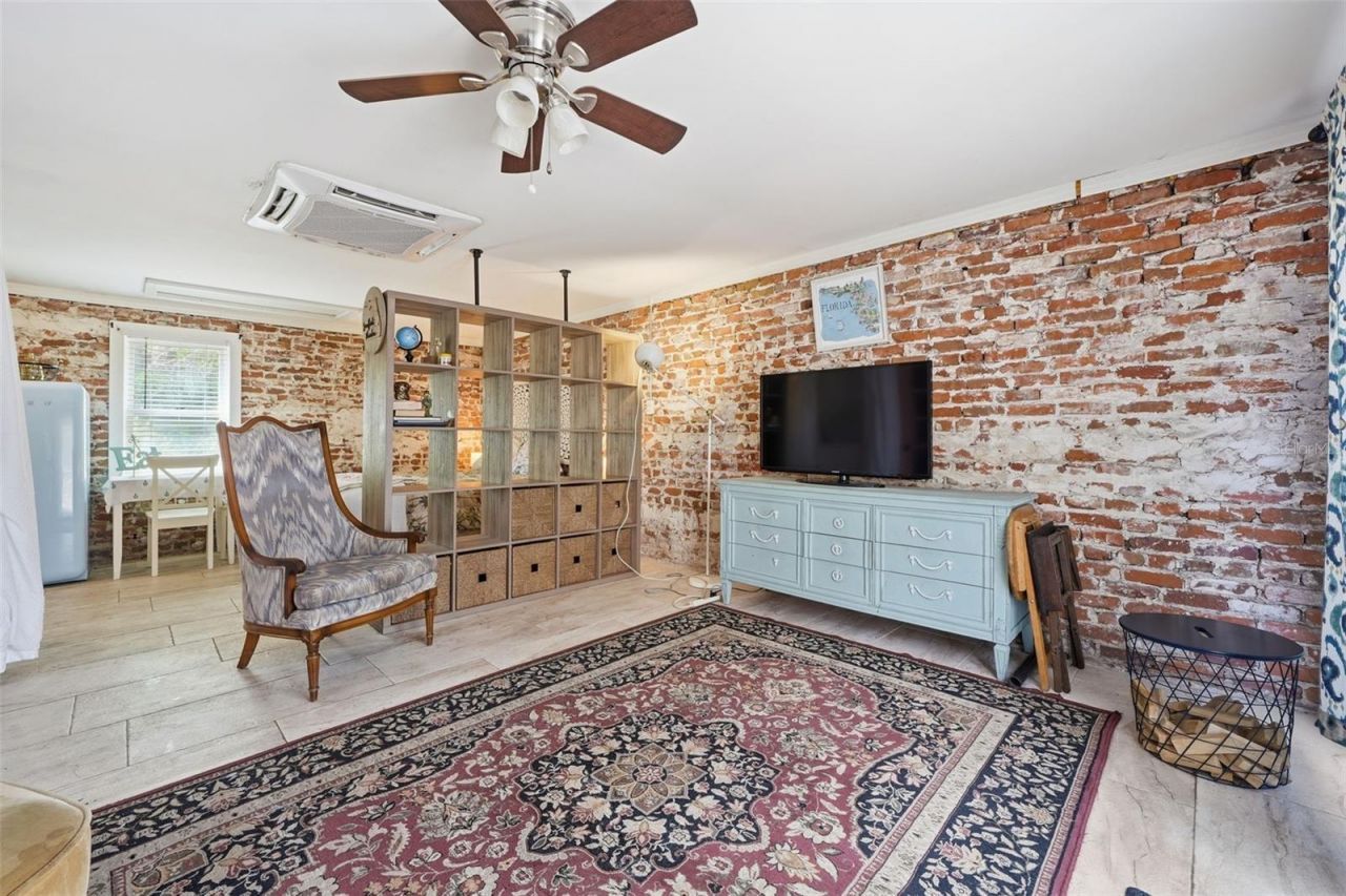 812 Sanford Avenue, Sanford, FL 32771 Photo