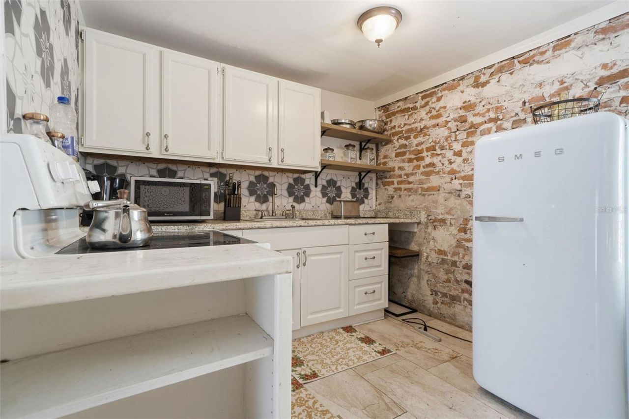 812 Sanford Avenue, Sanford, FL 32771 Photo