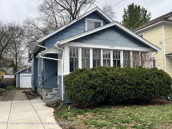 229 N Hayford, Lansing, MI 48912
