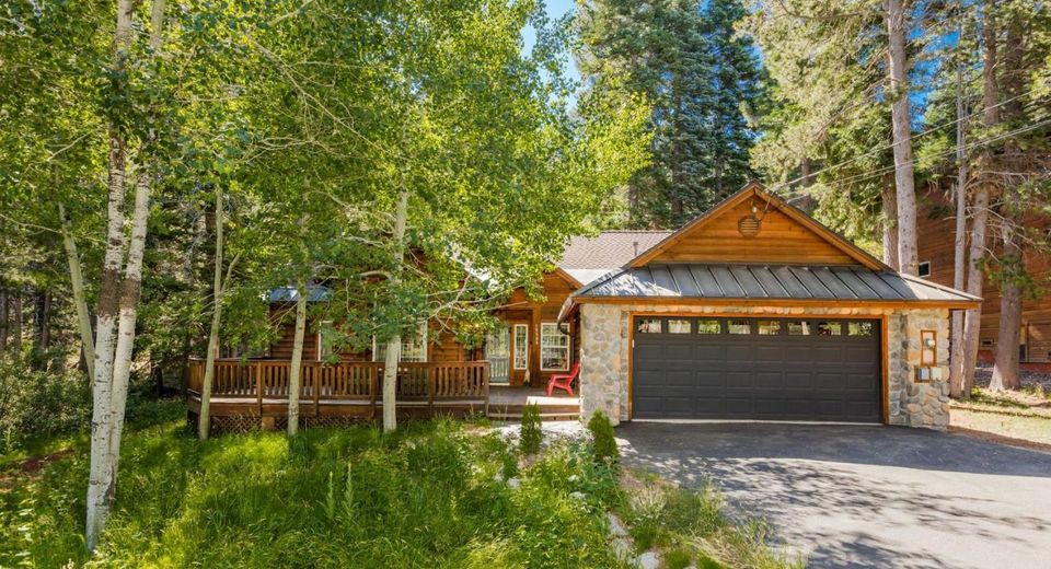 12535 Saint Bernard Drive, Truckee, CA 96161 Photo