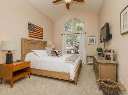 12535 Saint Bernard Drive, Truckee, CA 96161 Photo