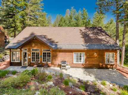 12535 Saint Bernard Drive, Truckee, CA 96161 Photo