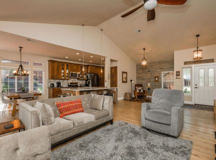 12535 Saint Bernard Drive, Truckee, CA 96161 Photo