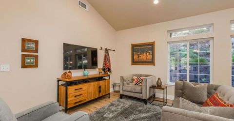 12535 Saint Bernard Drive, Truckee, CA 96161 Photo