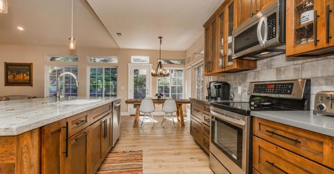 12535 Saint Bernard Drive, Truckee, CA 96161 Photo