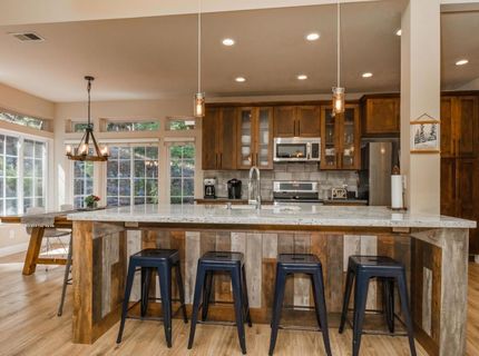 12535 Saint Bernard Drive, Truckee, CA 96161 Photo