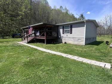 507 Nosco Road, Junction City, KY 40440