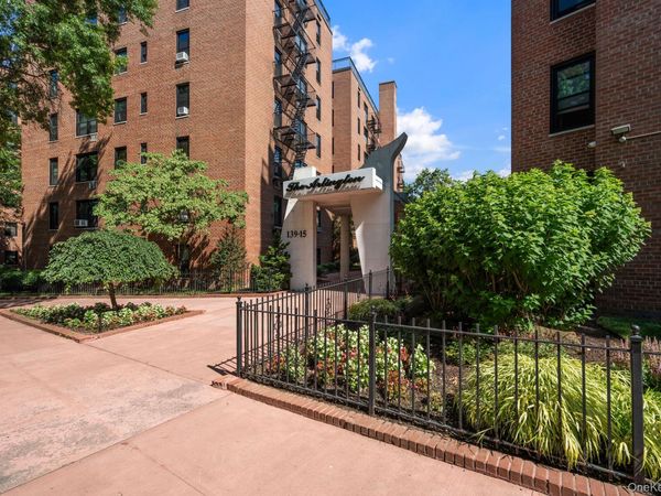 139-15 83rd Avenue , Unit 117, Briarwood, NY 11435