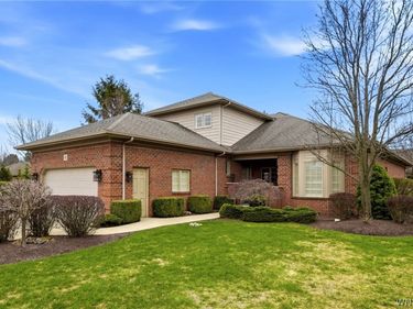 141 Hampton Hill Drive, Buffalo, NY 14221