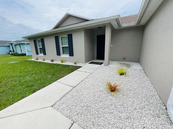 3631 SW Kromrey Street, Port St. Lucie, FL 34953