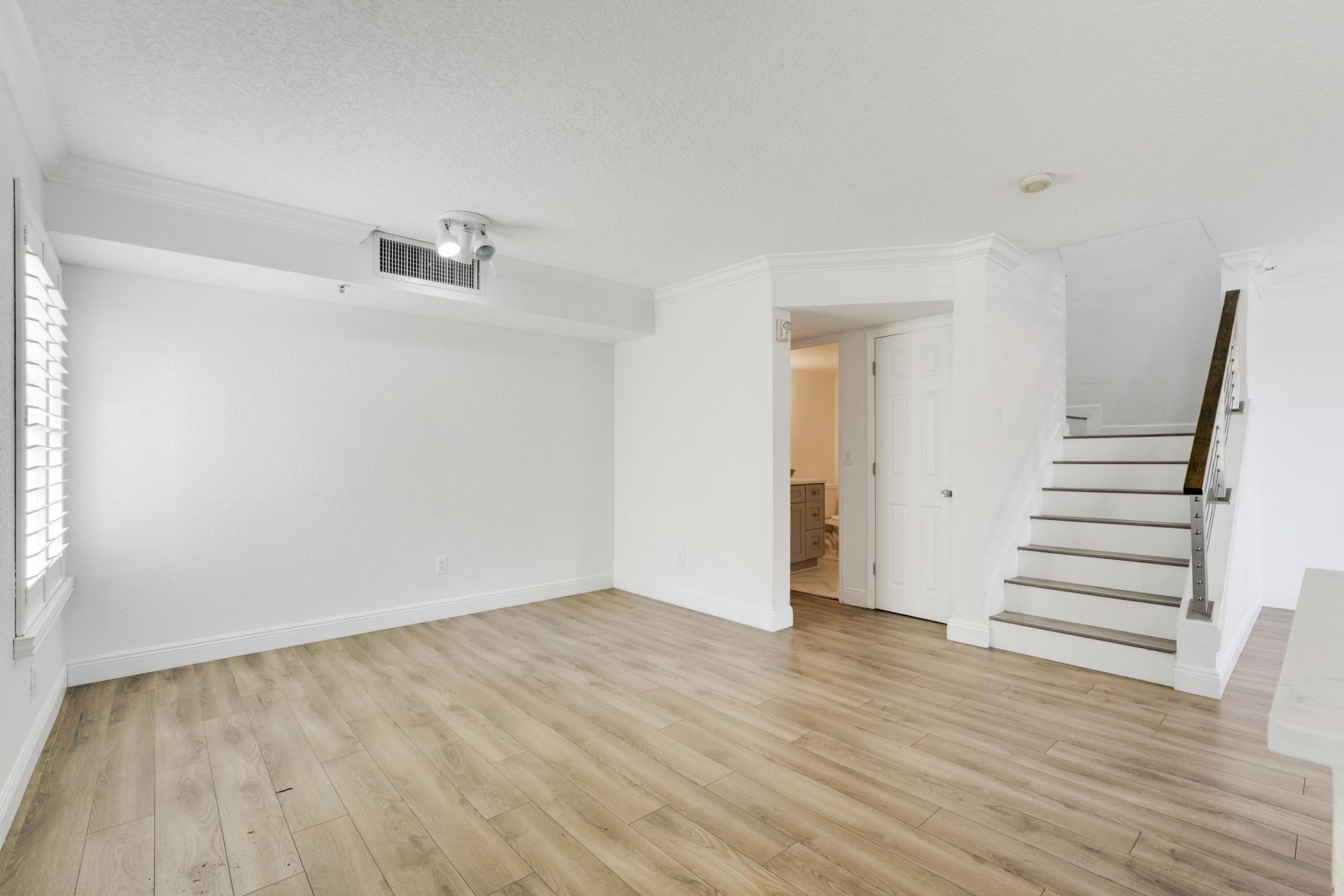 127 Yacht Club Way, Unit 101, Hypoluxo, FL 33462 Photo