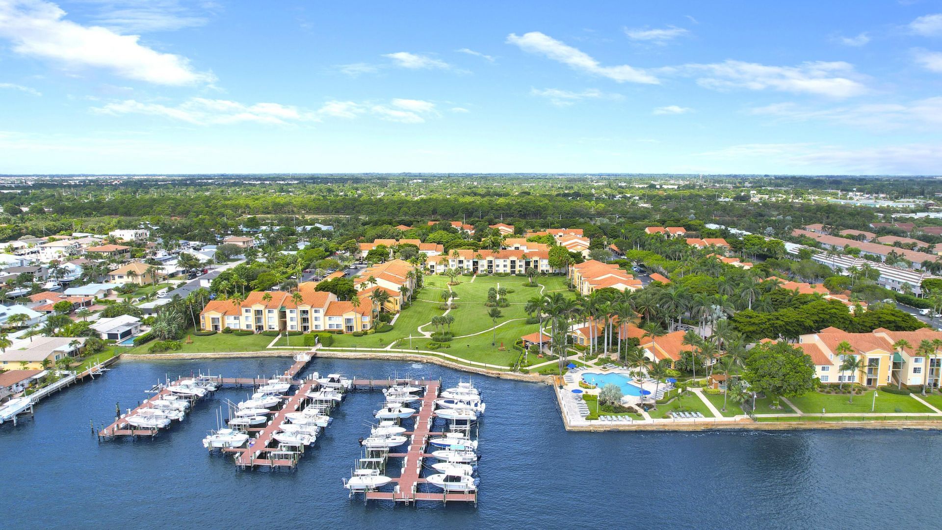 127 Yacht Club Way, Unit 101, Hypoluxo, FL 33462 Photo