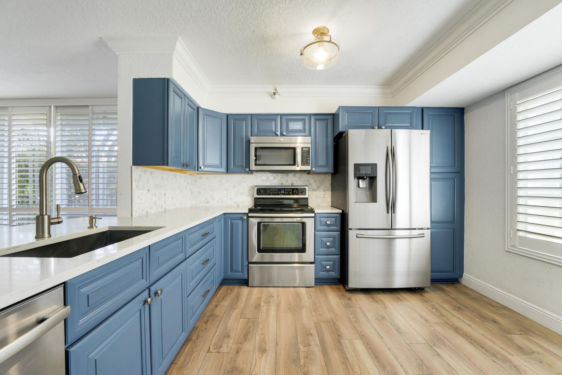 127 Yacht Club Way, Unit 101, Hypoluxo, FL 33462 Photo