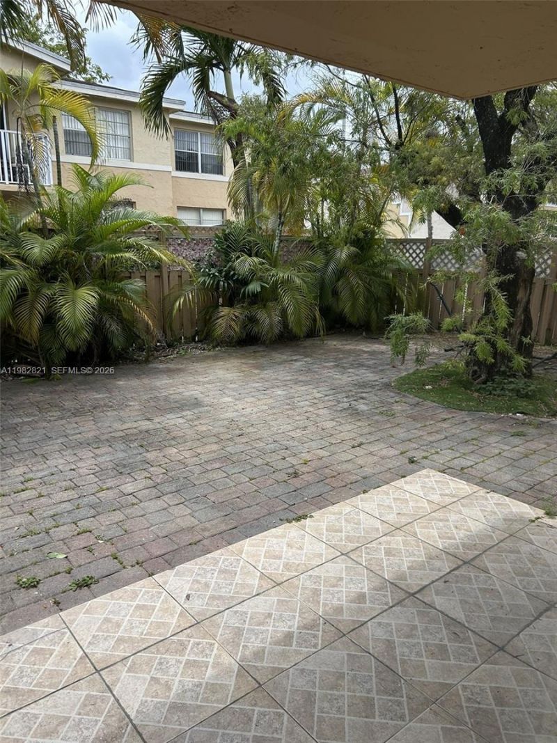 4650 NW 79th Ave, Unit 1F, Doral, FL 33166 Photo