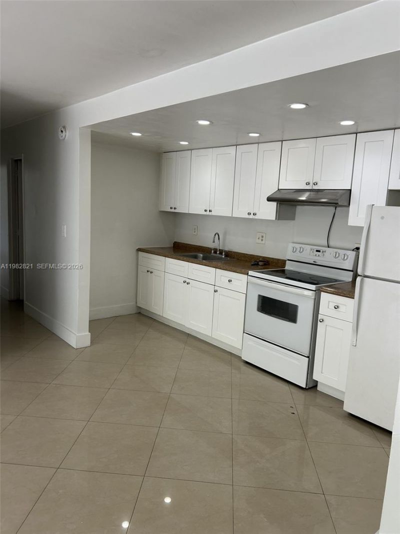4650 NW 79th Ave, Unit 1F, Doral, FL 33166 Photo