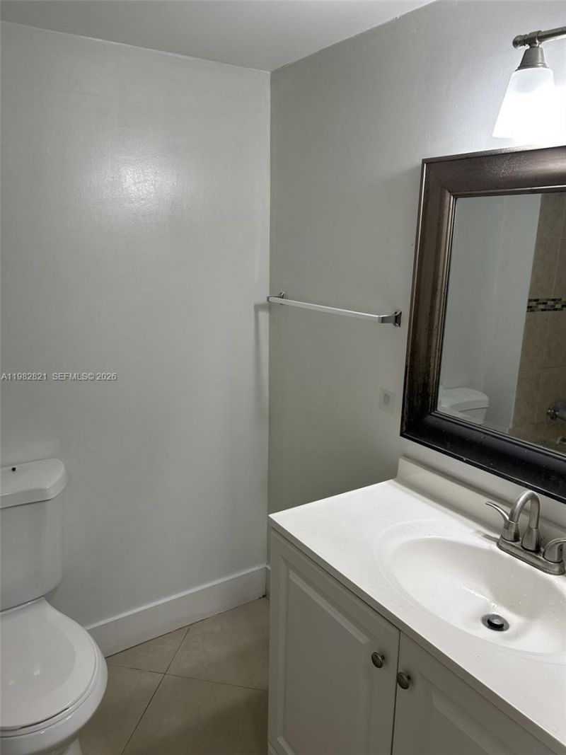 4650 NW 79th Ave, Unit 1F, Doral, FL 33166 Photo