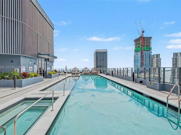 121 NE 5th ST, Unit 1701, Miami, FL 33132