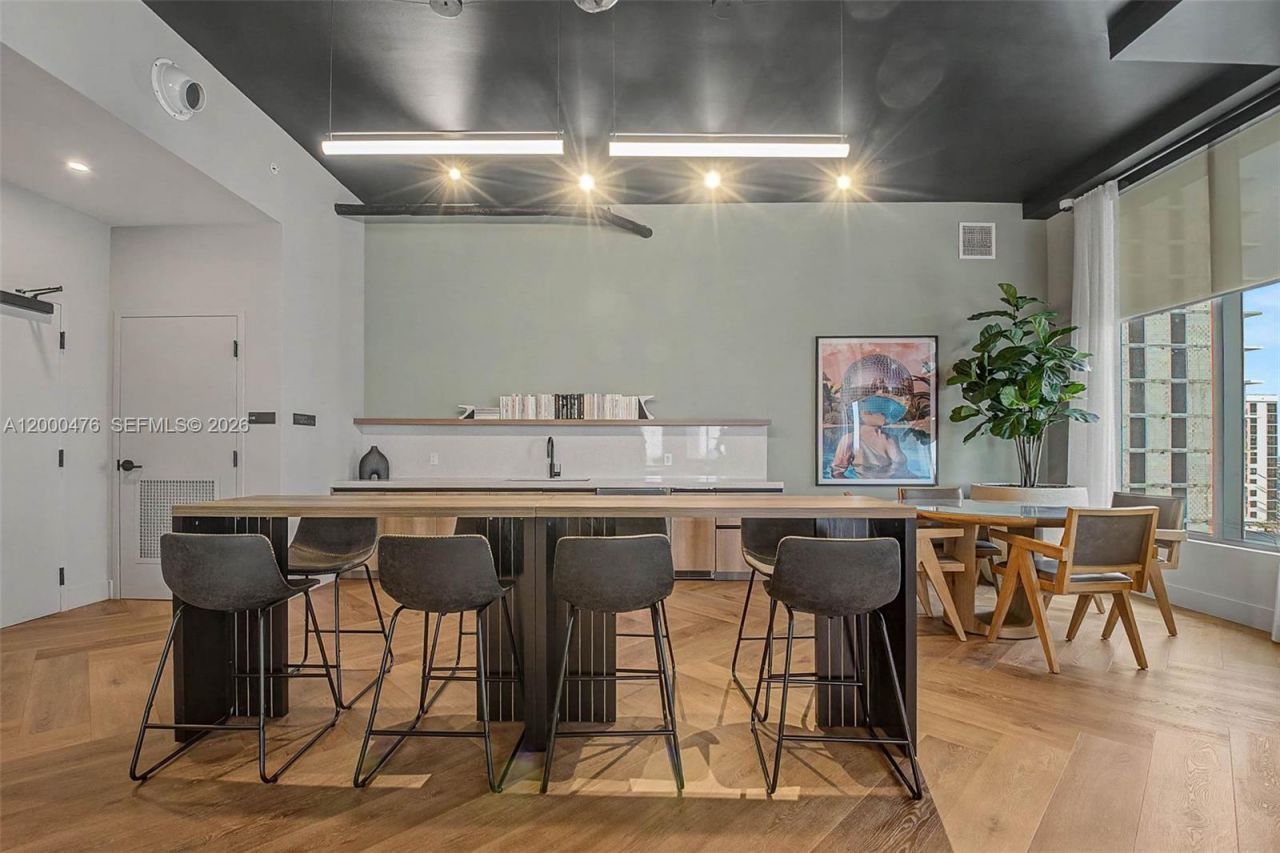 121 NE 25th St, Unit 1701, Miami, FL 33132 Photo