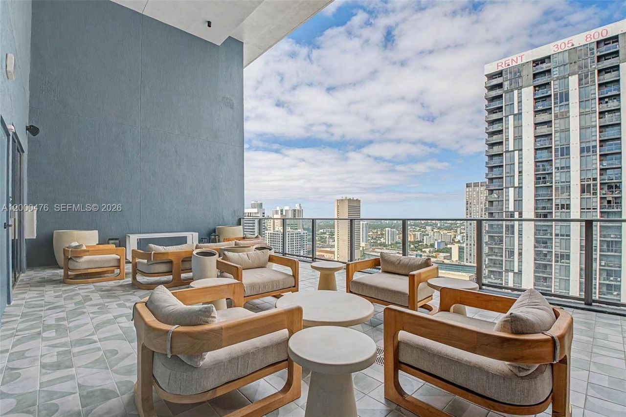 121 NE 5th St, Unit 1701, Miami, FL 33132 Photo