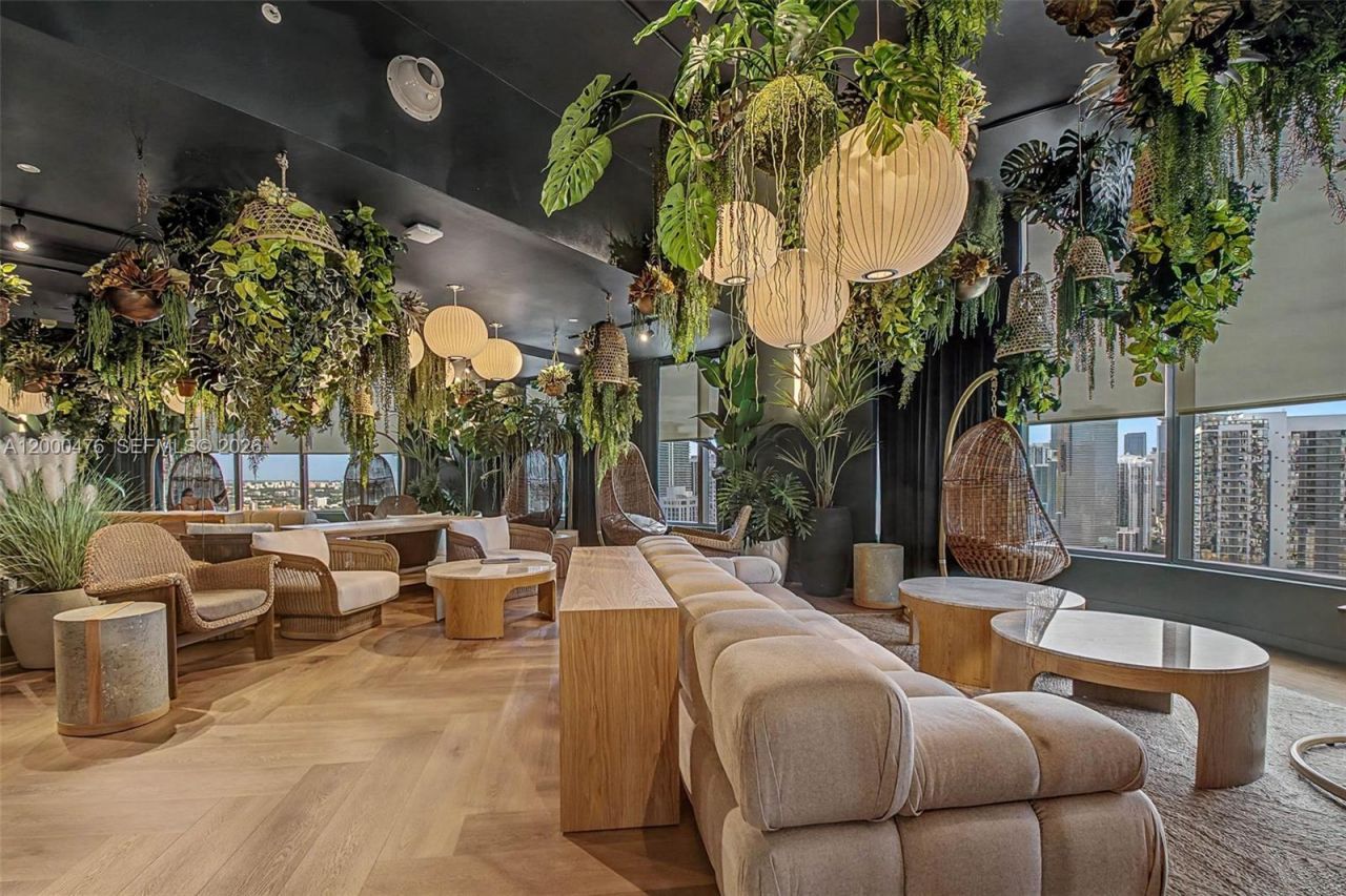 121 NE 25th St, Unit 1701, Miami, FL 33132 Photo