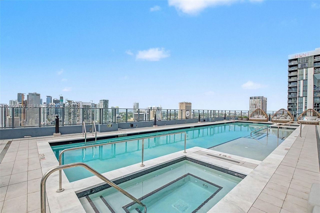 121 NE 5th St, Unit 1701, Miami, FL 33132 Photo