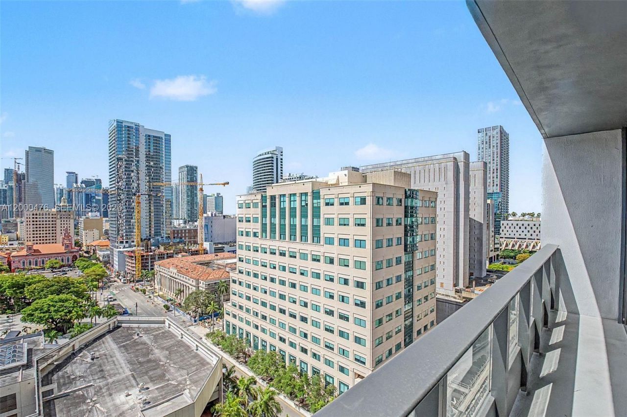 121 NE 25th St, Unit 1701, Miami, FL 33132 Photo