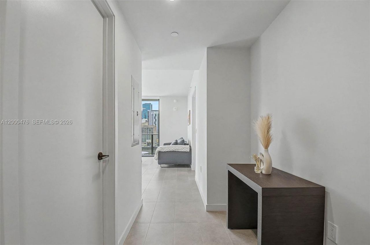 121 NE 25th St, Unit 1701, Miami, FL 33132 Photo