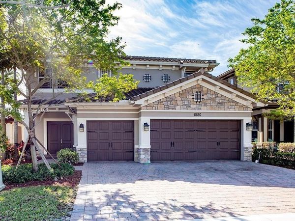 8630 Lakeside Bnd, Parkland, FL 33076