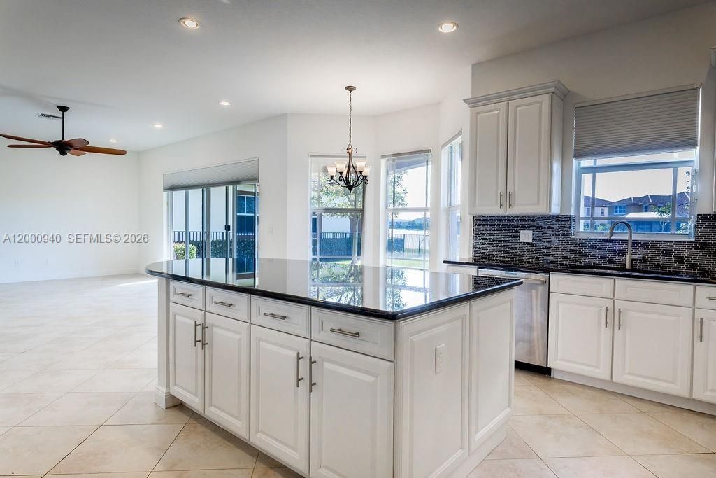 8630 Lakeside Bnd, Parkland, FL 33076 Photo