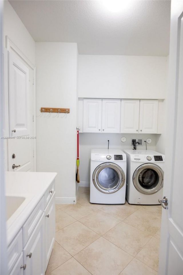 8630 Lakeside Bnd, Parkland, FL 33076 Photo