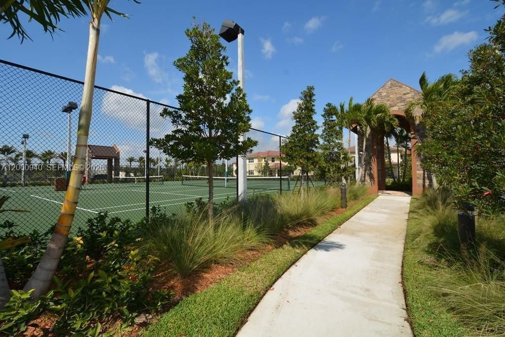 8630 Lakeside Bnd, Parkland, FL 33076 Photo