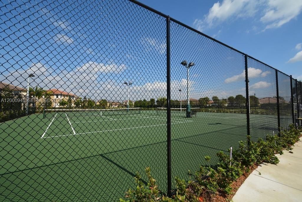 8630 Lakeside Bnd, Parkland, FL 33076 Photo