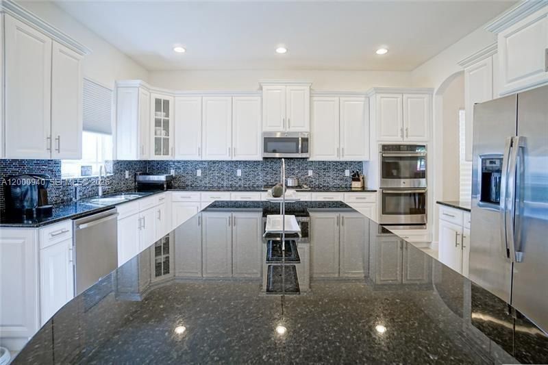 8630 Lakeside Bnd, Parkland, FL 33076 Photo