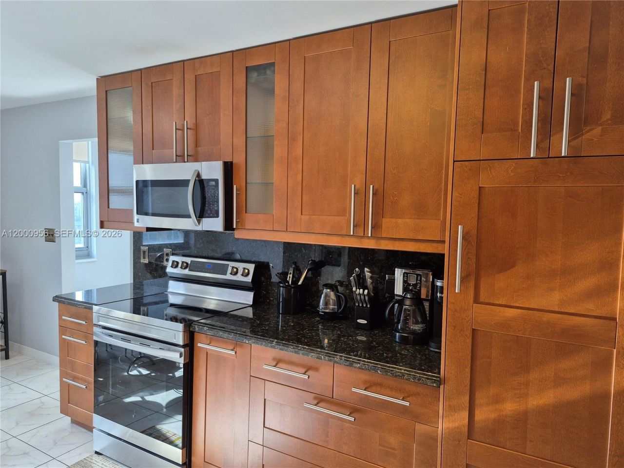 1912 S Ocean Dr, Unit 17C, Hallandale Beach, FL 33009 Photo