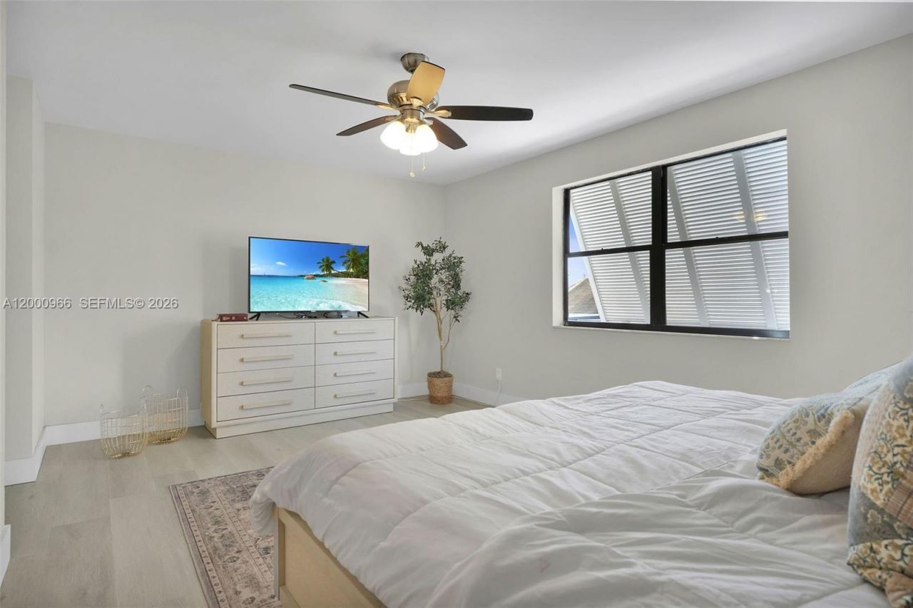 1505 NW 113th Ave, Pembroke Pines, FL 33026 Photo