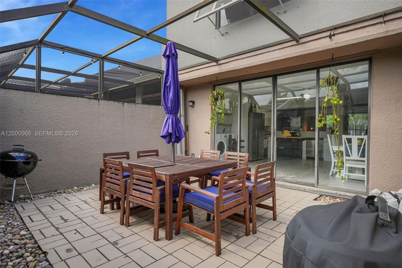 1505 NW 113th Ave, Pembroke Pines, FL 33026 Photo