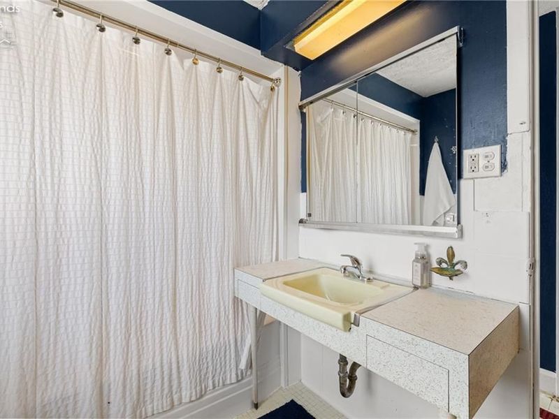 1427 S Lakeview Boulevard, Lorain, OH 44052 Photo 22