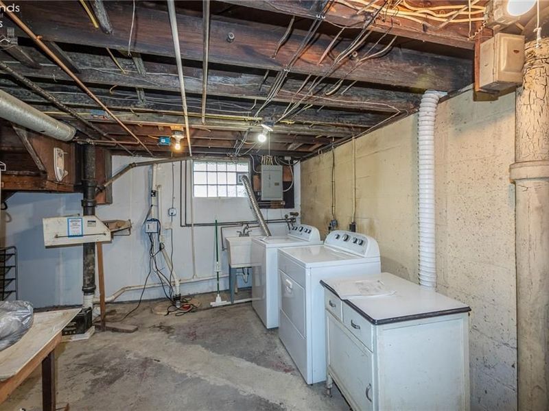 1427 S Lakeview Boulevard, Lorain, OH 44052 Photo 29