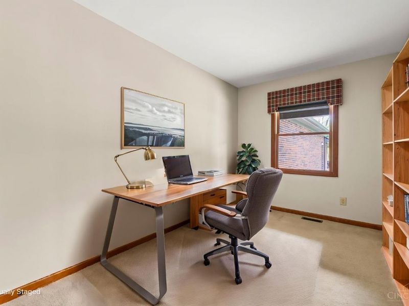 5321 Laurelridge Lane, Green Township, OH 45247 Photo 23