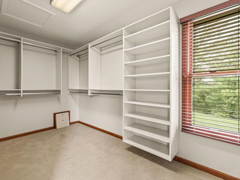 5321 Laurelridge Lane, Green Township, OH 45247 Photo 27