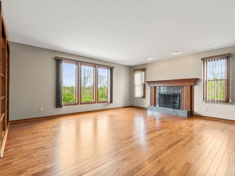 5321 Laurelridge Lane, Green Township, OH 45247 Photo 5