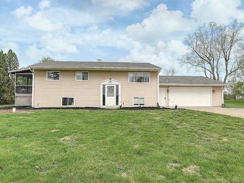 871 Marty Lee Lane, Carlisle, OH 45005 Photo 1