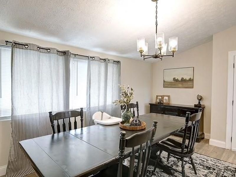 871 Marty Lee Lane, Carlisle, OH 45005 Photo 12