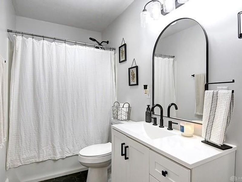 871 Marty Lee Lane, Carlisle, OH 45005 Photo 22