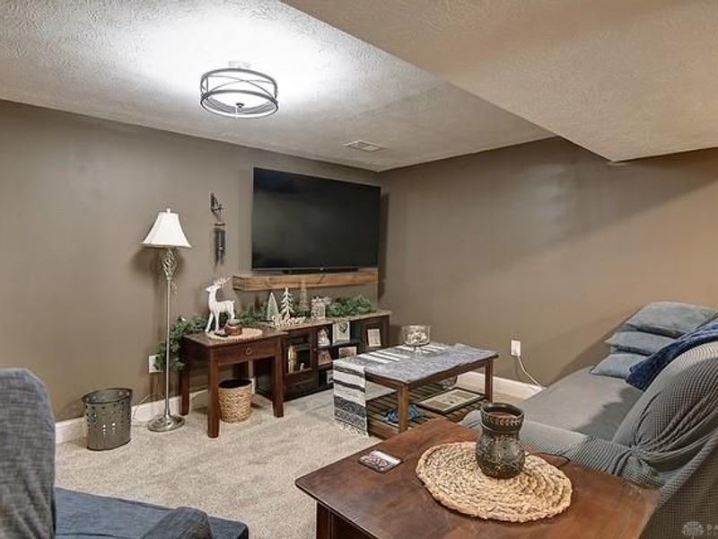 871 Marty Lee Lane, Carlisle, OH 45005 Photo 25