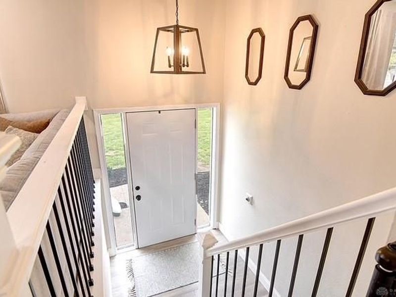 871 Marty Lee Lane, Carlisle, OH 45005 Photo 4